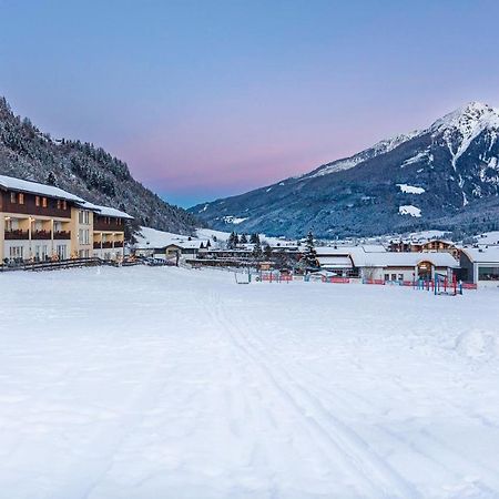 Apparthotel Alpenchalet Neukirchen am Großvenediger Zewnętrze zdjęcie