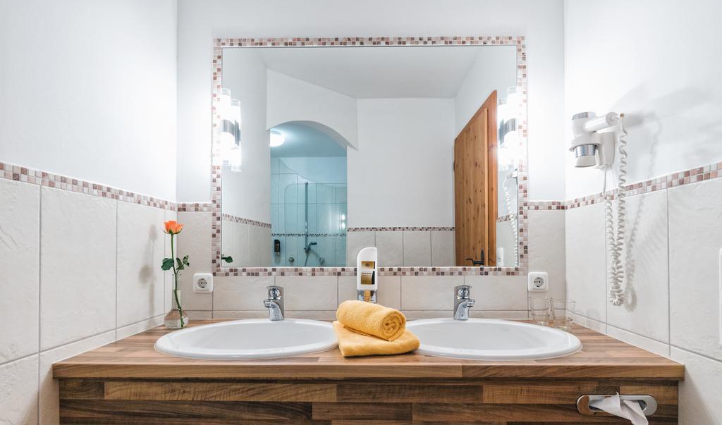 Apparthotel Alpenchalet Neukirchen am Großvenediger Zewnętrze zdjęcie