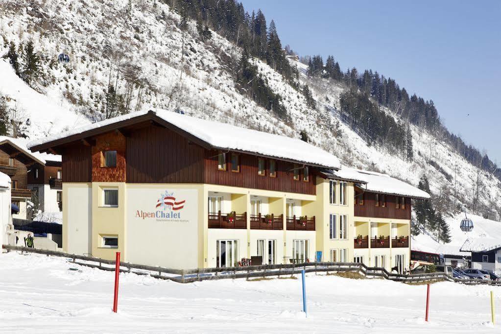 Apparthotel Alpenchalet Neukirchen am Großvenediger Zewnętrze zdjęcie